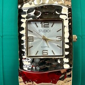 Studio Time Gold Tone Hammered Cuff Watch Square Dial STD2558 Tested‎